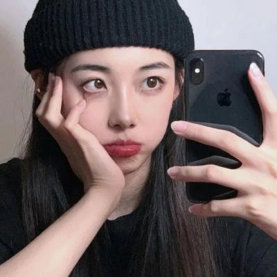 壁花女孩梦游中